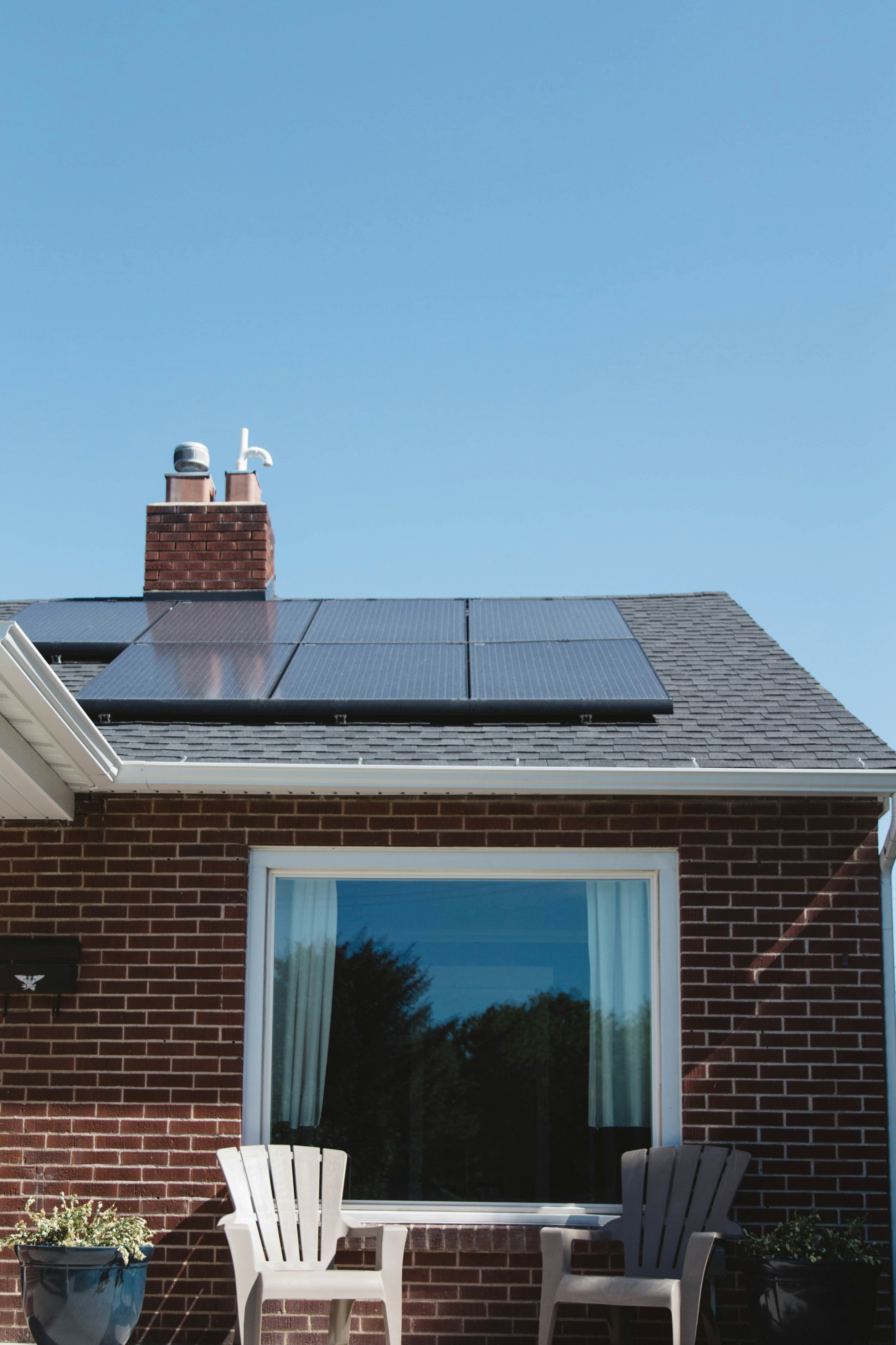 Commercial rooftop solar system by Kusum Interprises